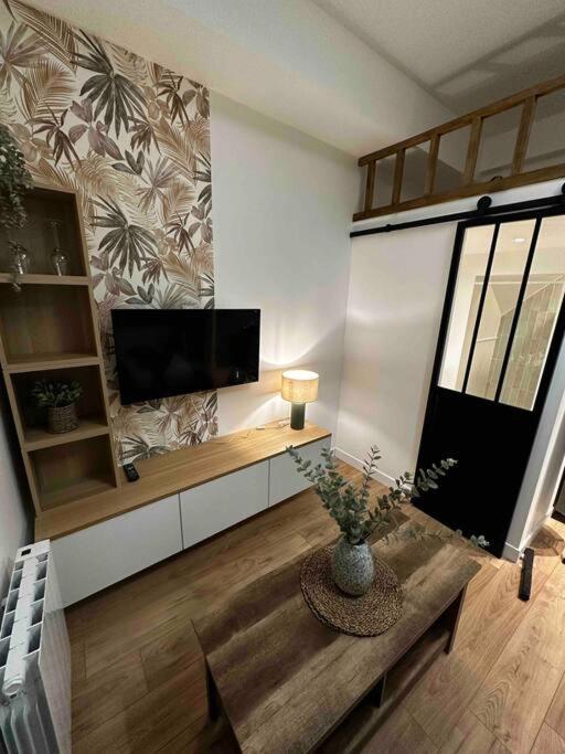 Le P'Tit Antoine Apartment Pont-l'Eveque  Bagian luar foto